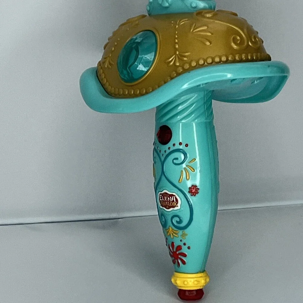 Disney Elena of Avalor Action Adventure Sword Role Play Lights and Sounds